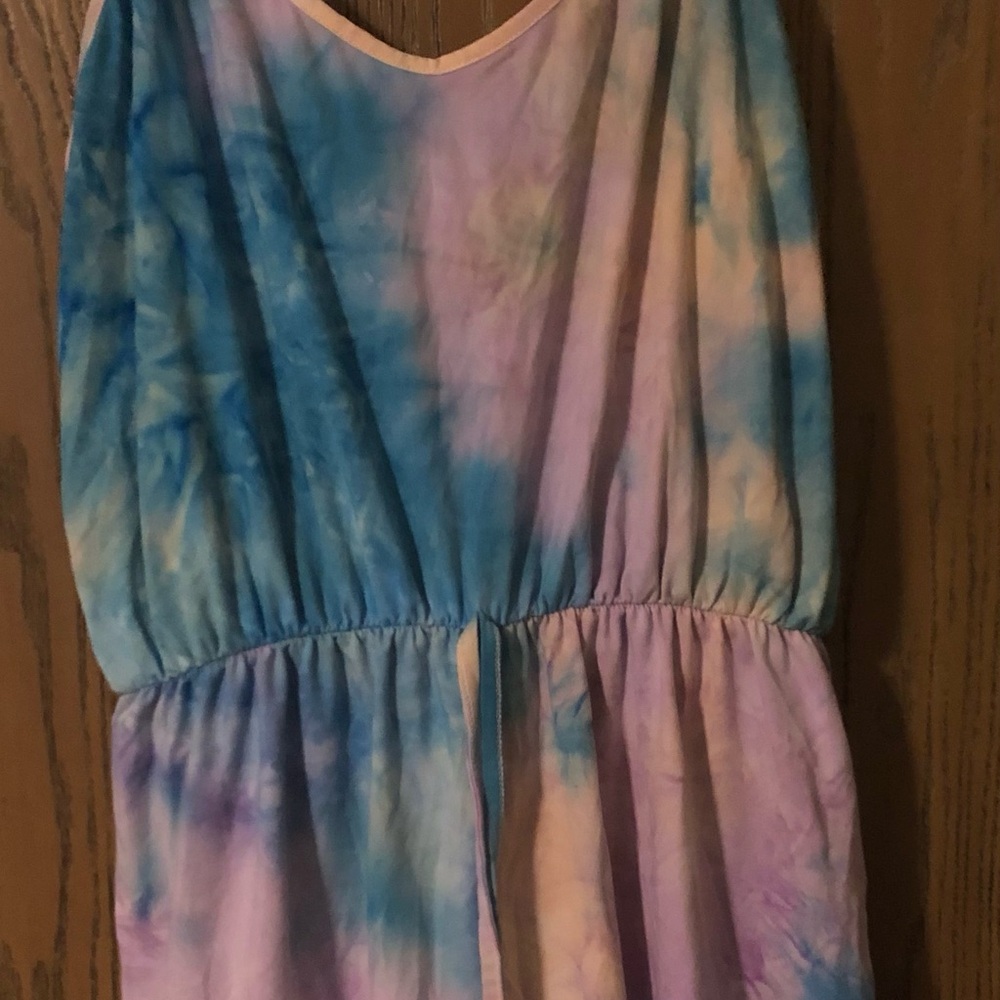 Tie dye romper, size xl but fits more like a m-l. Indero brand from a boutique